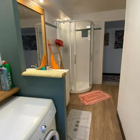 Spacieuxappartement Apartman